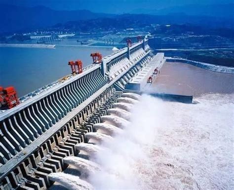 还在对墨脱水电站翘首以盼？雅鲁藏布江已有多座水电站开建或运营|雅鲁藏布江|墨脱_新浪新闻