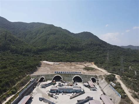 新机场高速龙泉山隧道开工 双向4洞10车道 预计2019年6月贯通_四川在线