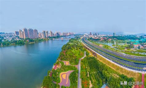 5月1日开放！三江六岸滨水岸线示范段一期工程迎来首批体验市民_新浪新闻
