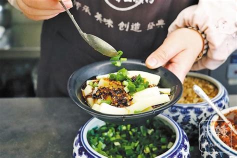 渔箭镇举行首届红豆腐品尝比赛-内江论坛-麻辣社区