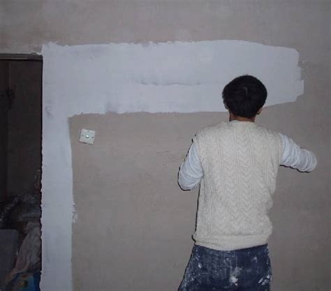 墙面刮腻子施工工艺的流程 墙面刮腻子注意要点_公司动态__装信通网