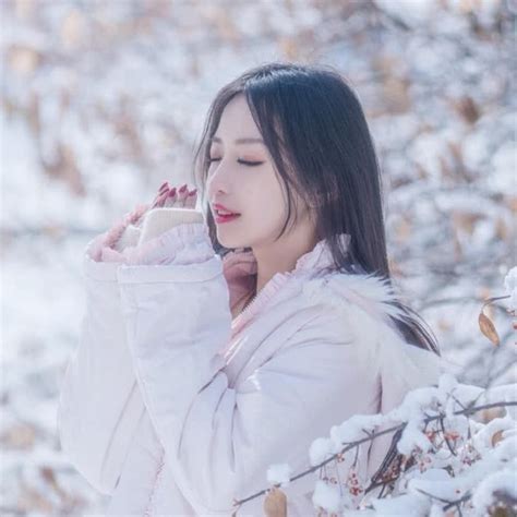 古风雪景天空头像女生