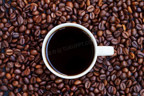 咖啡咖啡豆饮料桌子摆放摄影图配图高清摄影大图-千库网