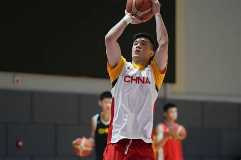 2021中国男篮12人大名单完全阵容一览表（最新）_球天下体育