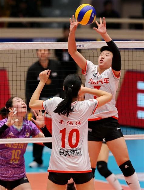 女排联赛周日战报：上海女排战胜北京女排，取得两连胜_东方体育