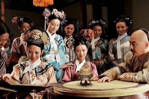 清朝贵族女子日常 -- 眼界，放眼世界