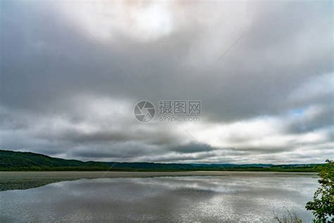 邢台123：邢台最小的湖——开元湖,人在画中行。