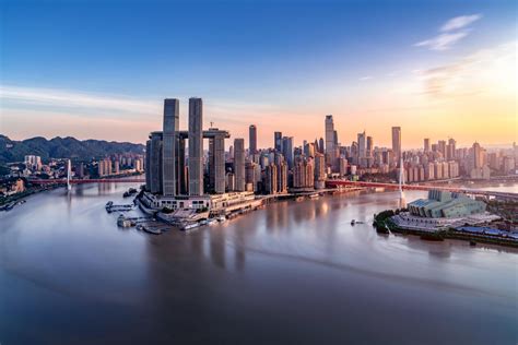 重庆两年内建成新型智慧城市智能中枢
