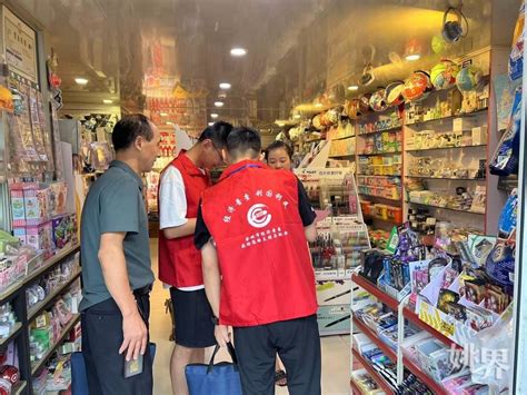 朗霞街道积极开展食品安全“两个责任”包保督导工作