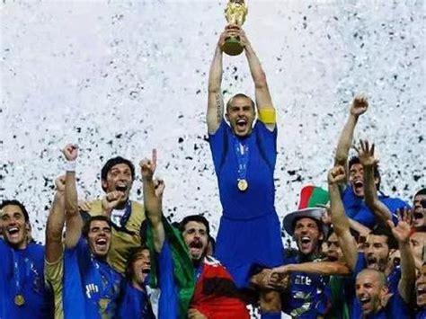 2006世界杯意大利夺冠阵容中还剩7人未退役，其中一人已43岁|意大利|世界杯|比赛_新浪新闻