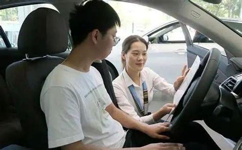 众客进取教育：大学生考驾照并没有想象中的轻松_搜狐汽车_搜狐网