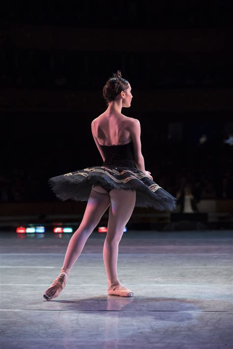 芭蕾舞起源于哪个国家，兴盛于哪个国家？_百度知道