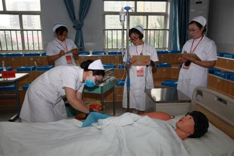 吕梁泰化医院第二批应聘护士进行面试测试 - 吕梁泰化集团