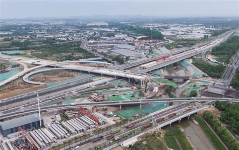 雨花台区人民政府 更正公告 尤家凹片区市政配套建设工程