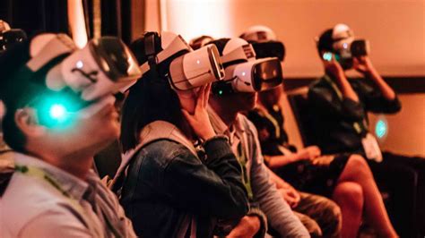 VR电影《CAVE》构建观众共享的全息沉浸体验 | 数字叙事