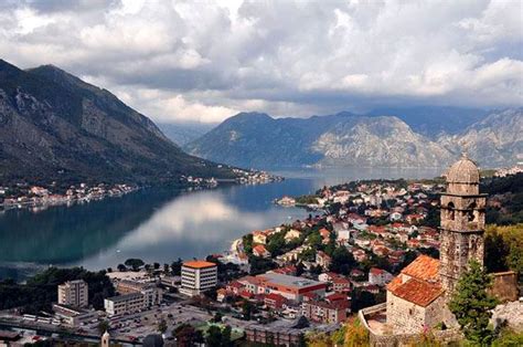 在前南斯拉夫领导人的行宫，俯瞰欧洲最美湖泊_手机新浪网