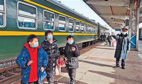 春运首日，福州火车站预计发送旅客5.5万人次