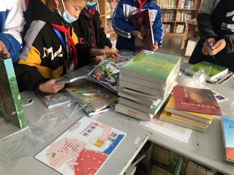 为北京地区打工子弟学校捐赠10000元图书 - 惠云公益