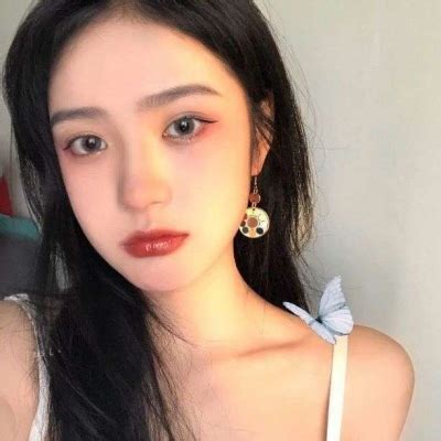 非主流丧头像女生
