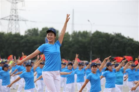 全国广场健身操舞大赛北京丰台实现“四化”_国家体育总局