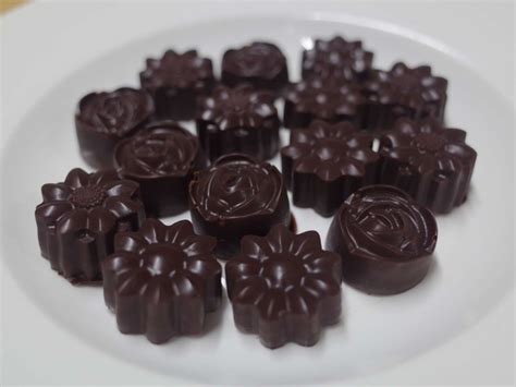 【零基础—可可液块自制巧克力的做法步骤图】潜水艇i_下厨房