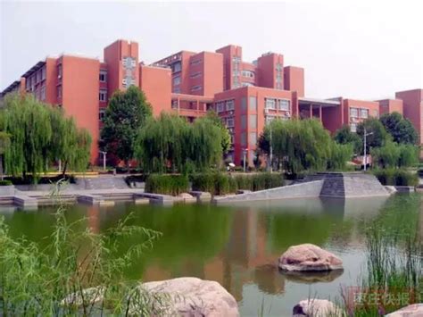 江苏二本大学有哪些最新排名揭秘，江苏历年二本录取分数线是多少