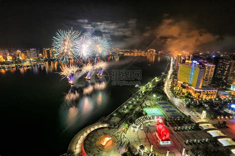 广东清远市中心夜景高清图片下载-正版图片501574403-摄图网