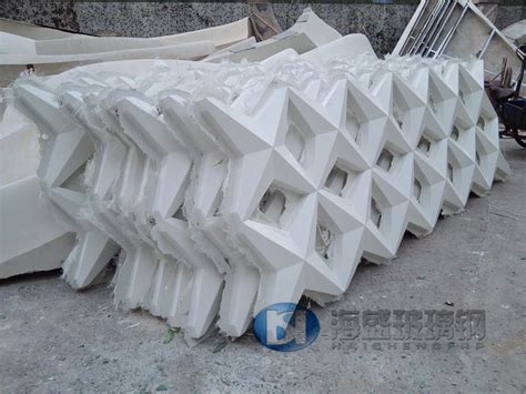 漳州地产玻璃钢雕塑_漳州定做地产玻璃钢雕塑_厦门力琢雕塑公司