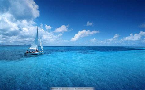 深蓝的海面图片-蓝色的大海素材-高清图片-摄影照片-寻图免费打包下载