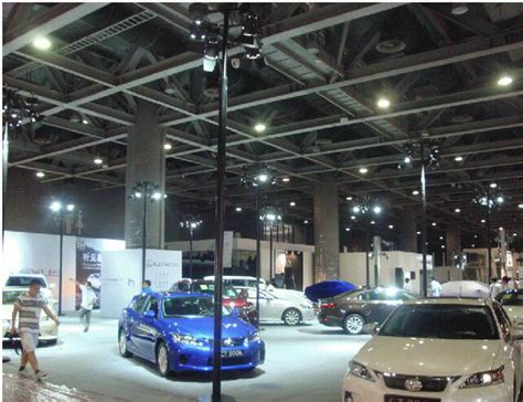 上海车展发布会|晶泓科技LED光电玻璃演绎沉浸式展台解决方案