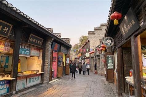 带领大家走进扬州的一条千年古街，感受一下这条古老历史老街的魅_上虞广播网