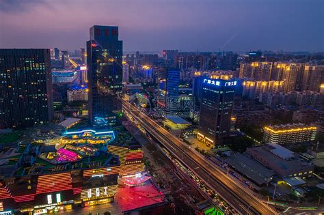 武汉城市夜景徐东大街群星城高清图片下载-正版图片500695412-摄图网