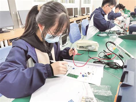 松江举办2023年高中生劳动技术竞赛 同台竞技展身手 劳动技能再提升