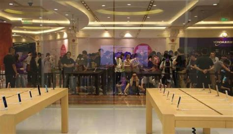 上海南京路苹果专卖店电话多少?_上海 南京东路 上的苹果手机专卖店是多少号？