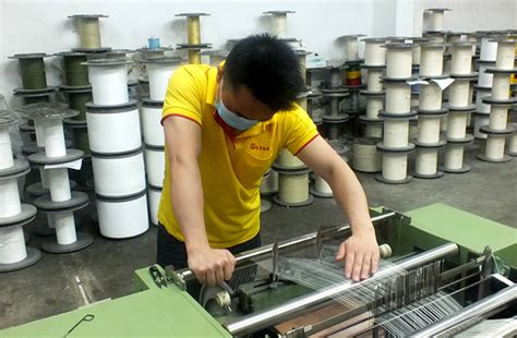 百强公司14年专注tpu织带,tpu包胶织带批发,tpu尼龙织带的研发生产