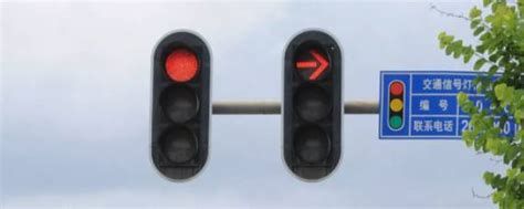 交通安全红黄绿灯安全知识，交通指示灯黄灯持续闪烁表示什么 - 拾味生活