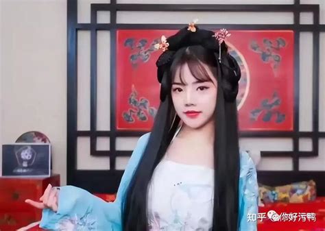 胡甜甜图片