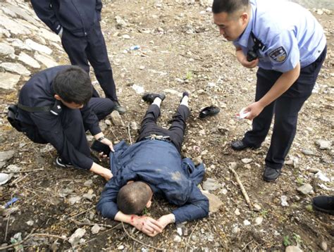 醉酒男子跌落桥下 森林公安紧急救援-中国吉林网