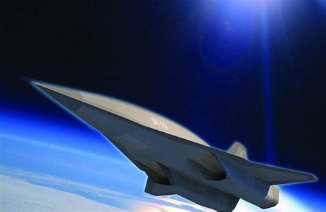 世界上最快的飞机，速度达3.5马赫，高度3万米，导弹都追不上_黑鸟