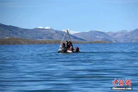 青海科研人员以卫星影像给湖泊画“肖像” 萌态十足