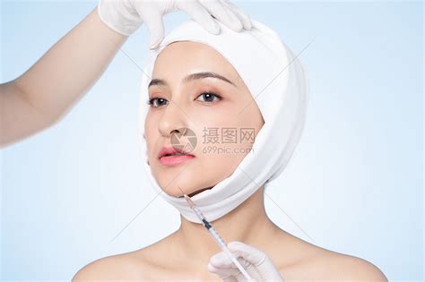 美女做面部整容整形手术打针高清图片下载-正版图片501636950-摄图网