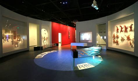 影舞万象：中国皮影展 - 成都博物馆