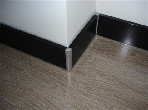 铝合金踢脚线嵌入式地脚线隐藏式墙板收口线墙面贴隐形地角线压条-阿里巴巴