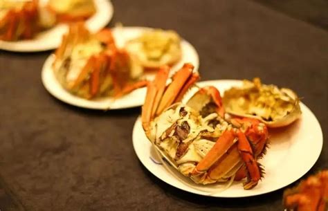 上海海洋大学第十二届蟹文化节暨2018年“王宝和杯”全国河蟹大赛举行