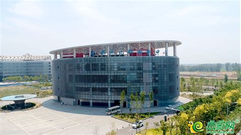 一公司承建邯郸市城发广场项目酒店接待大厅主体结构封顶- 中国二十二冶集团有限公司