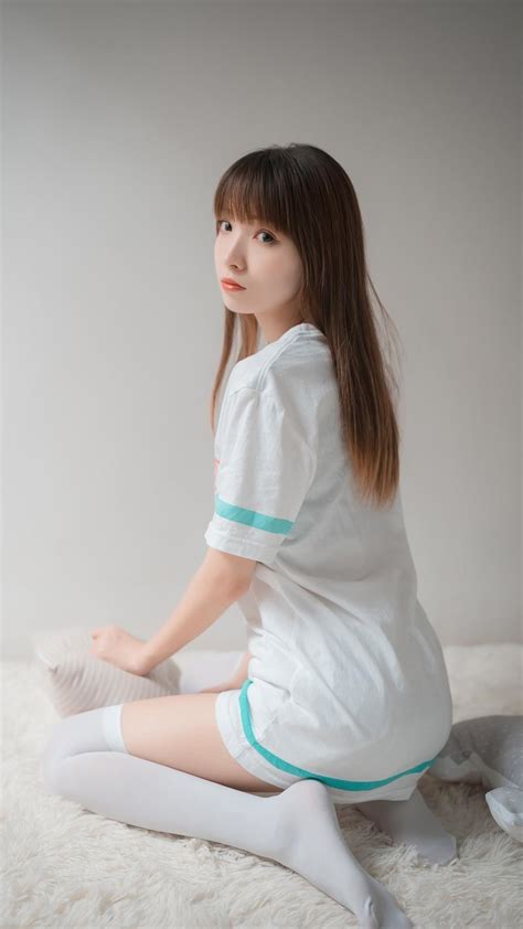 萝莉装萝莉蹲图片