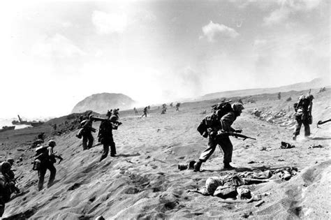 历史老照片系列（十七）：硫磺岛战役老照片，2.3万日军士兵几乎全军覆没 - 知乎