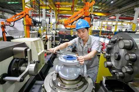 “数字化、智能化、绿色化” 推进浙江省2021年装备制造业高质量发展