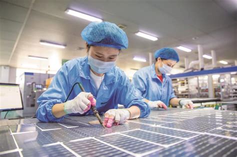 首家中国太阳能光伏制造工厂—晶科能源在美国开业 - 能源界