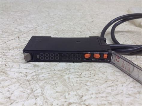 Omron E3X-DA41-S Fiber Optic Amplifier E3XDA41S | eBay